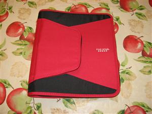 Zippered binder 